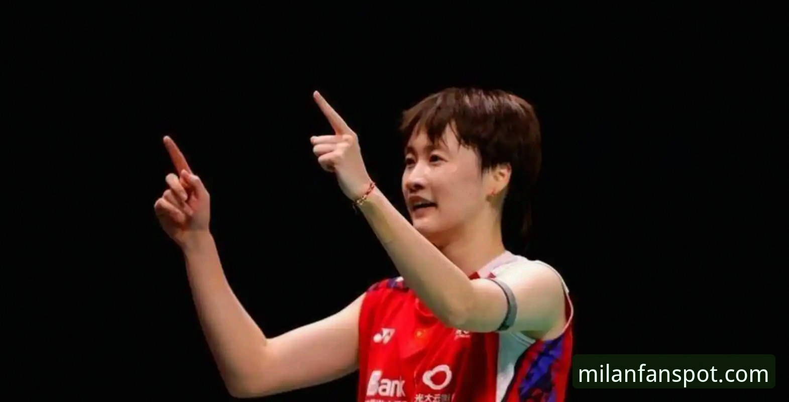 AC米兰中国 2026尤伯杯半决赛全面解析:中国女队3-0横扫日本,王祉怡逆转之战成关键转折点